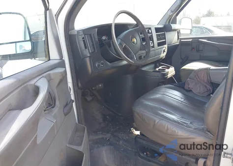 2011 Chevrolet Express 2500 Work Van из США, поврежденный, VIN 1GCWGFFA4B1143782